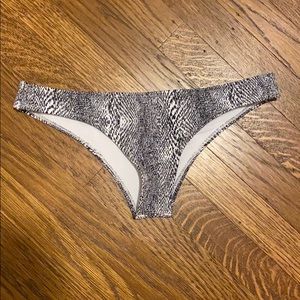 Pakaloha bikini bottom